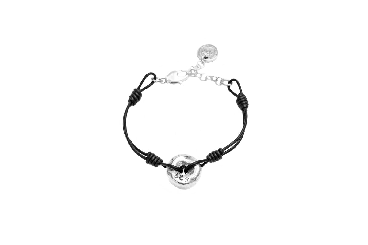 Pulsera con baño de plata y cuero