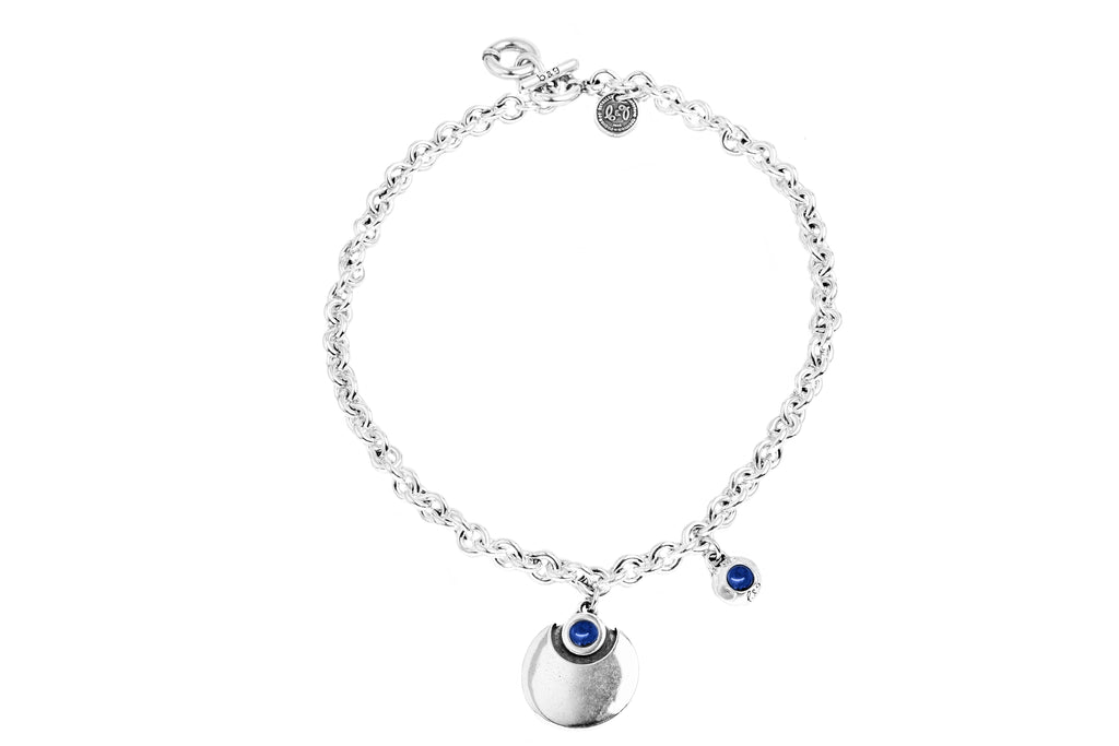 Collar con baño de plata y resina