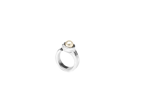 Anillo con baño de plata