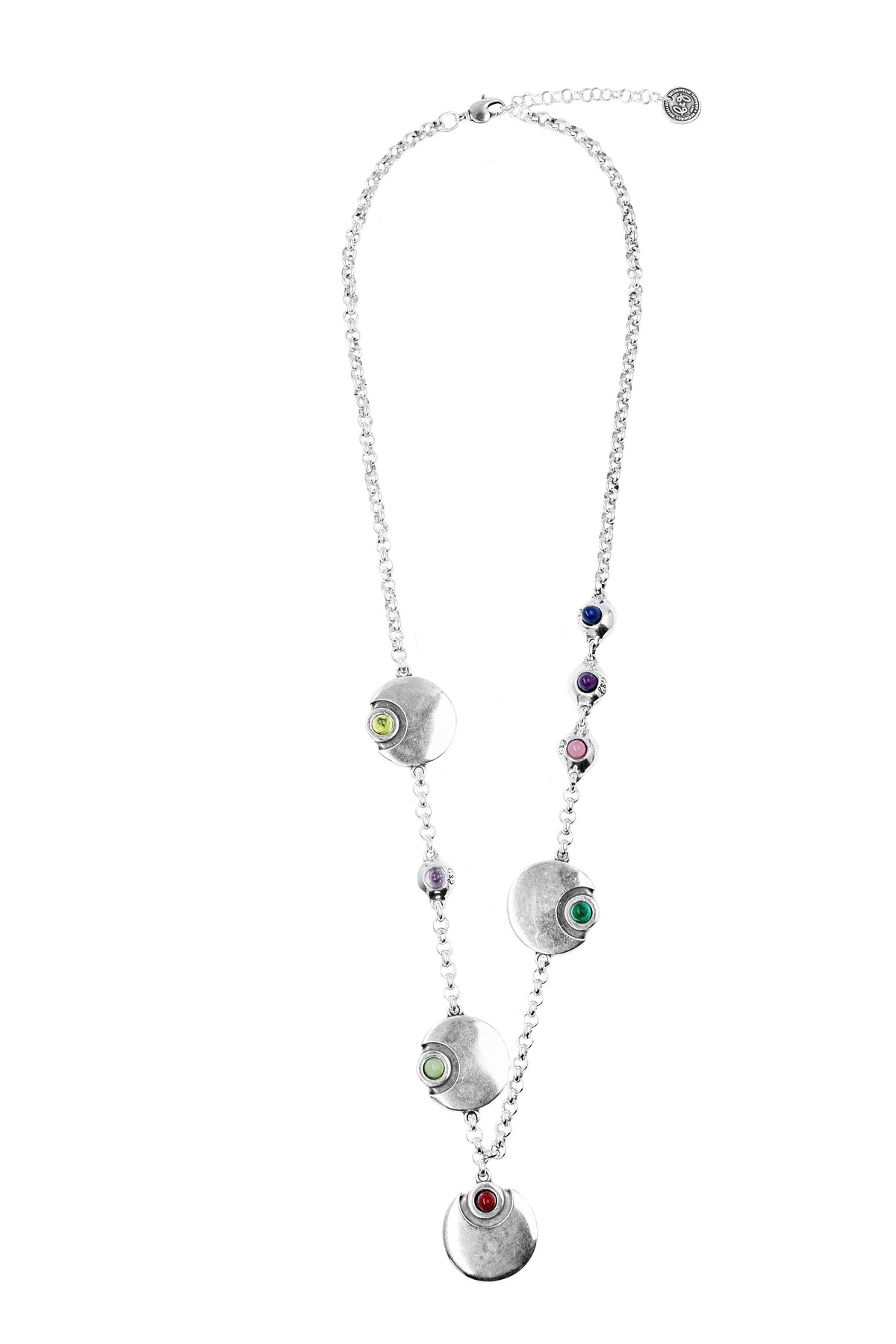collar con baño de plata y resina