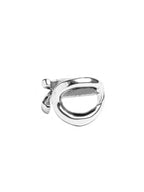 Anillo con baño de plata y resina