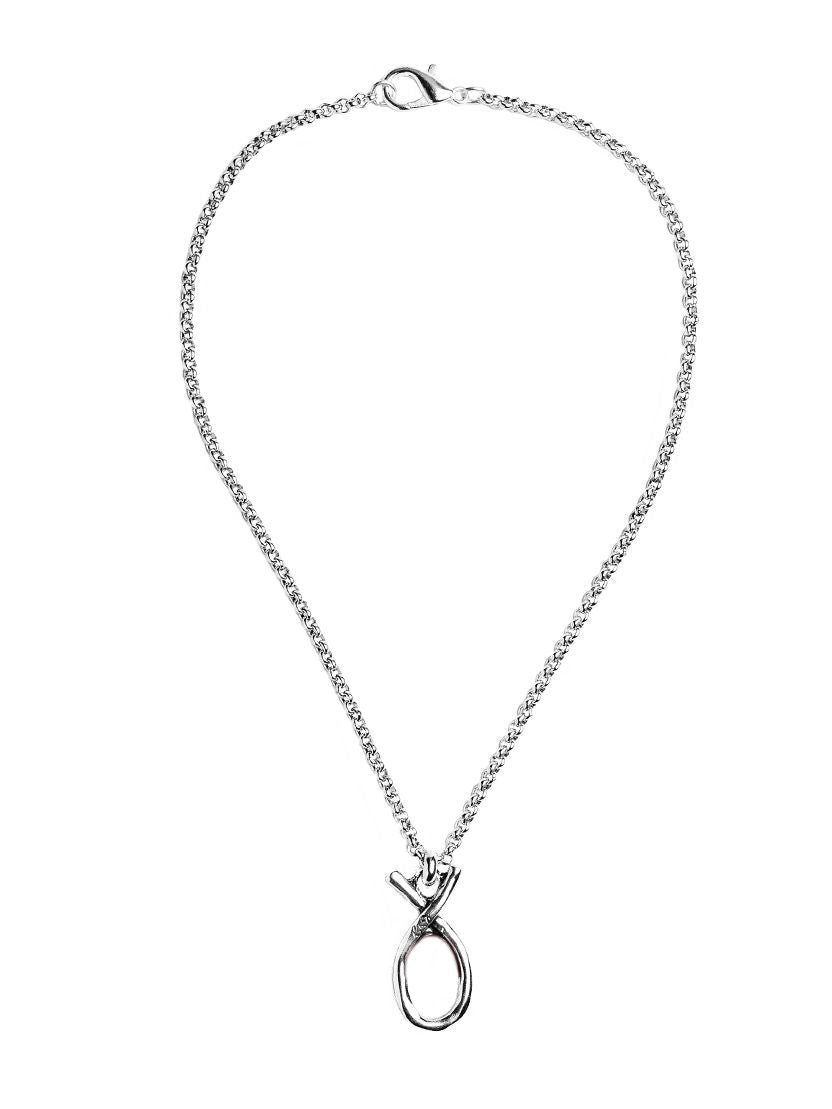 Collar con baño de plata y resina