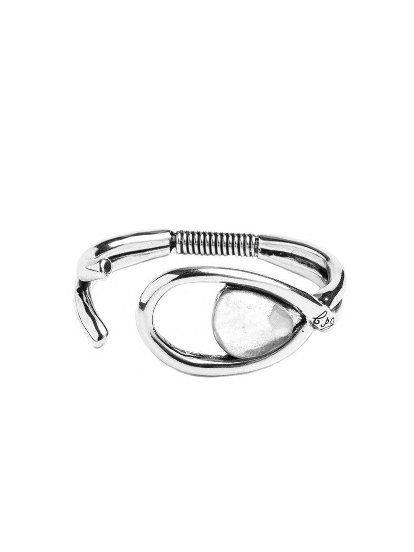 Brazalete con baño de plata y resina