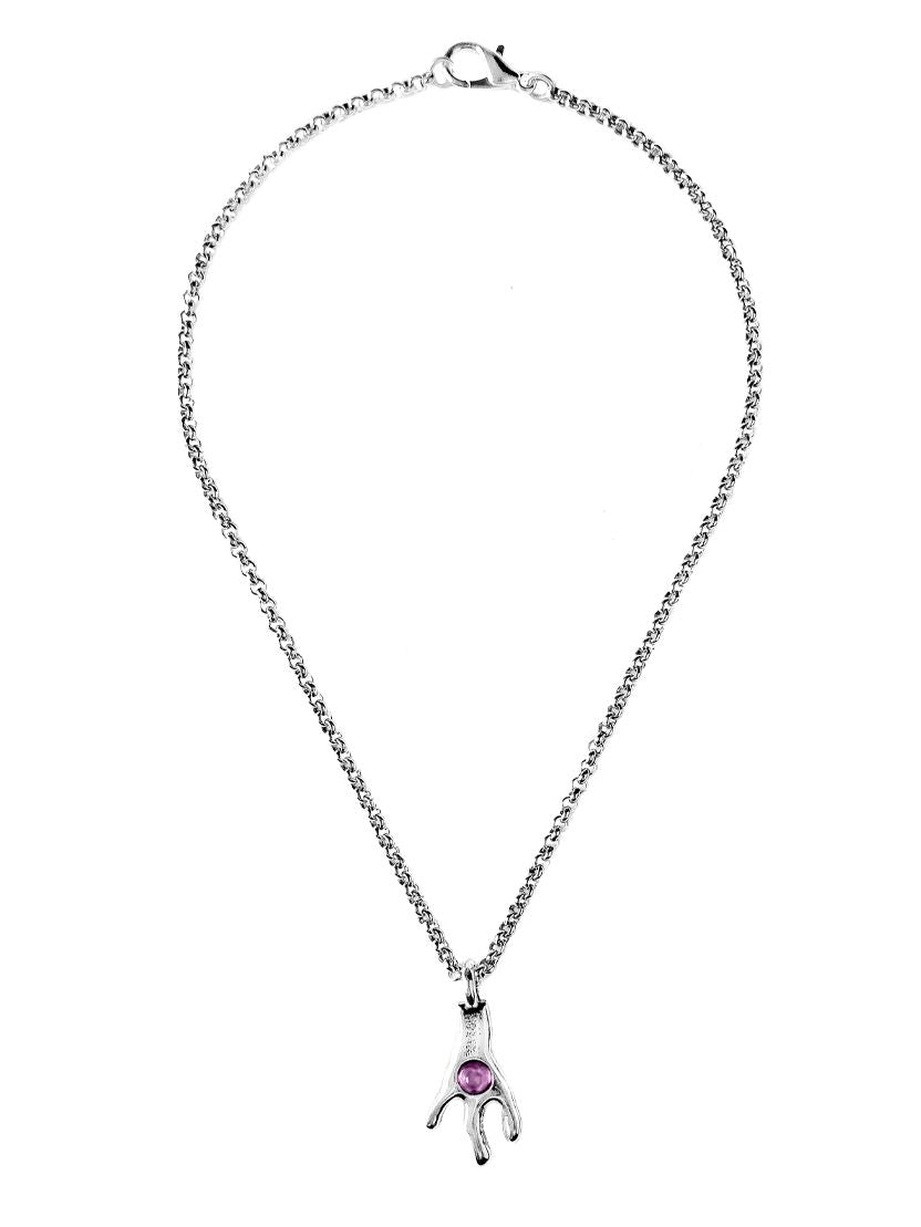Collar corto con baño de plata y resina