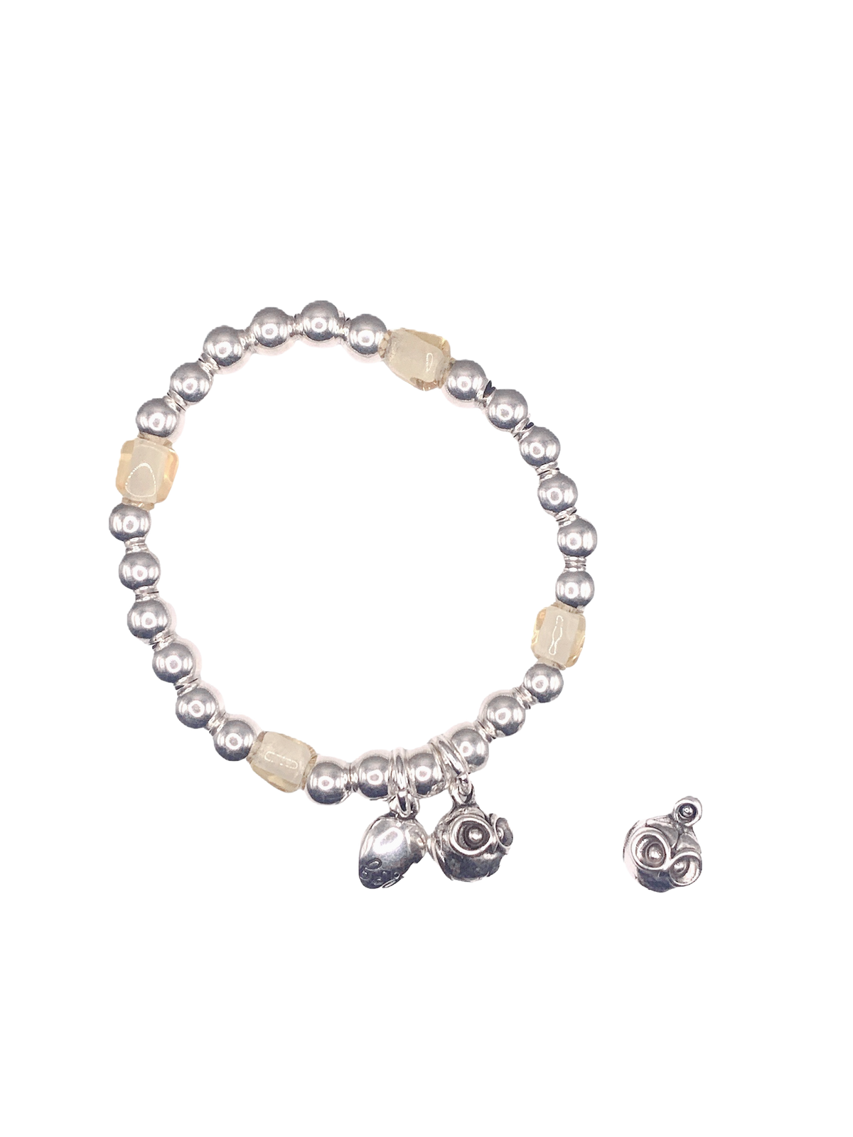 Pulsera Buho con baño de plata y resina