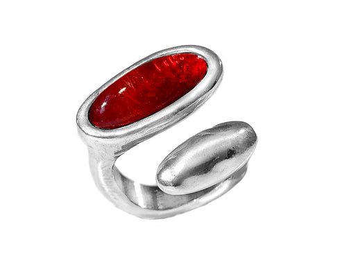Anillo con baño de plata y cristal