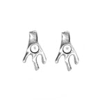 Pendientes studs bañado en plata y resina