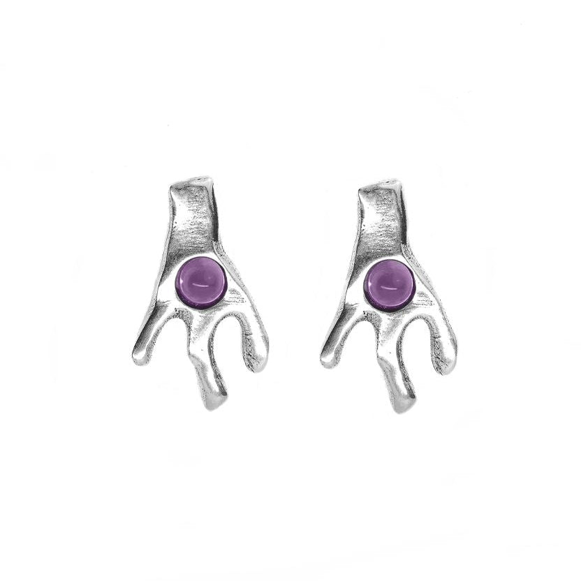 Pendientes studs bañado en plata y resina
