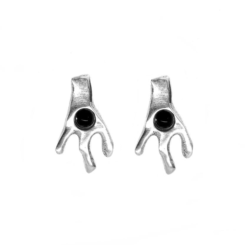 Pendientes studs bañado en plata y resina