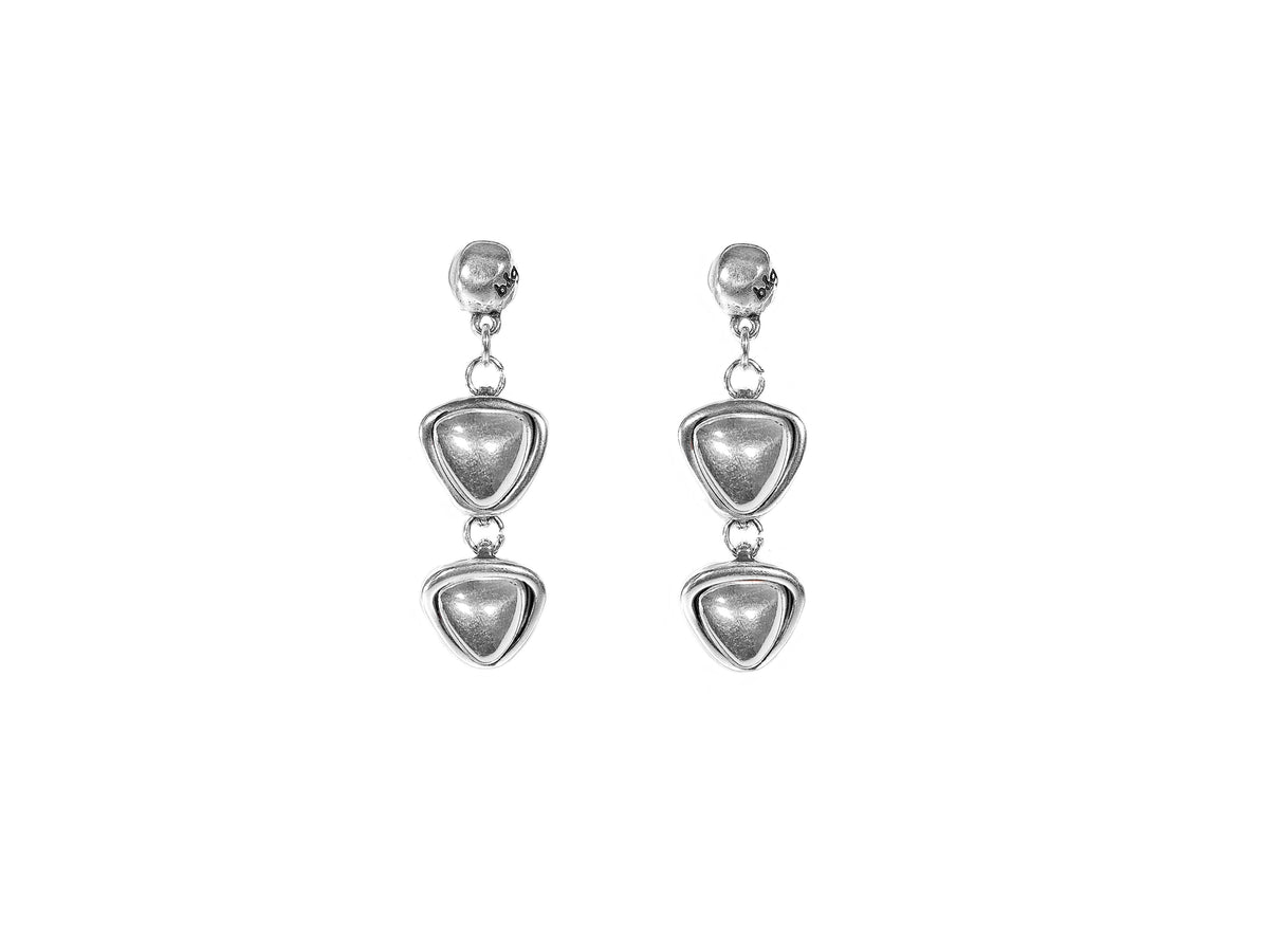 Pendientes largos bañados en plata y cristal