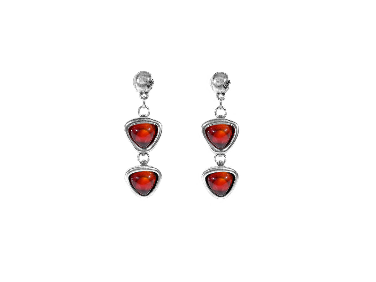 Pendientes largos bañados en plata y cristal