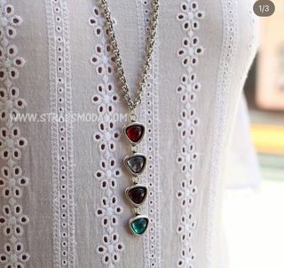 Collar con baño de plata y cristal