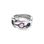 Anillo con baño de plata y resina