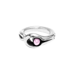 Anillo con baño de plata y resina