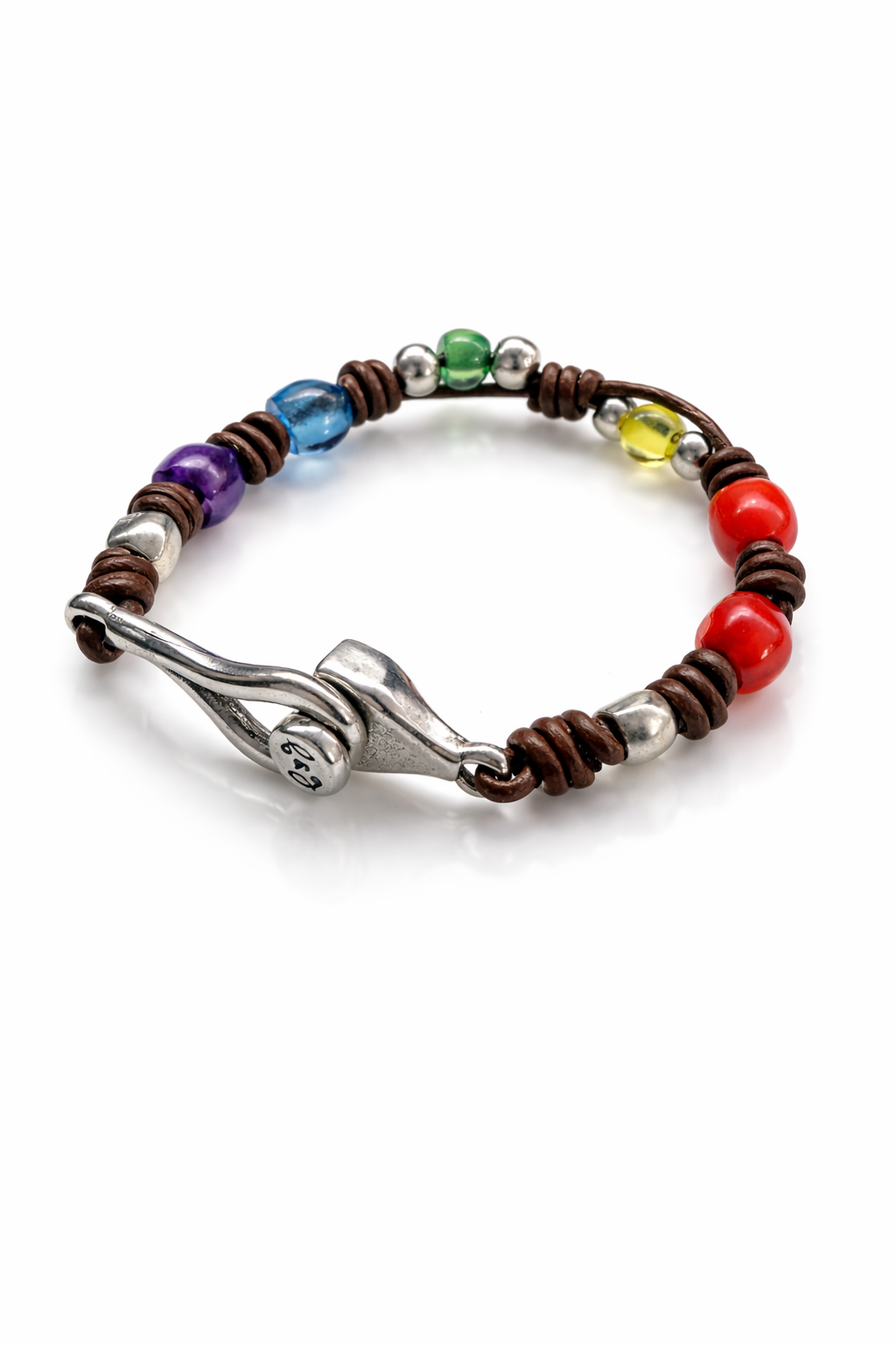 PULSERA MATICES CUERO y BROCHE